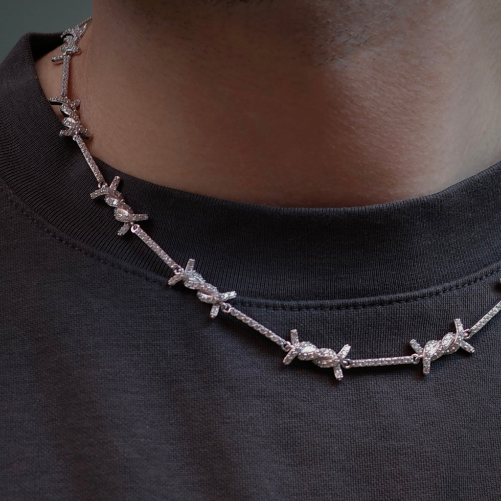 Barbed Wire Necklace (.925 Sterling Silver)