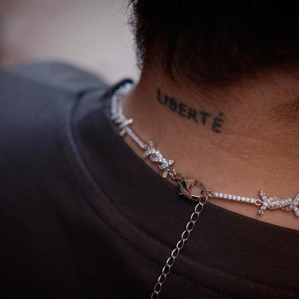 Barbed Wire Necklace (.925 Sterling Silver)
