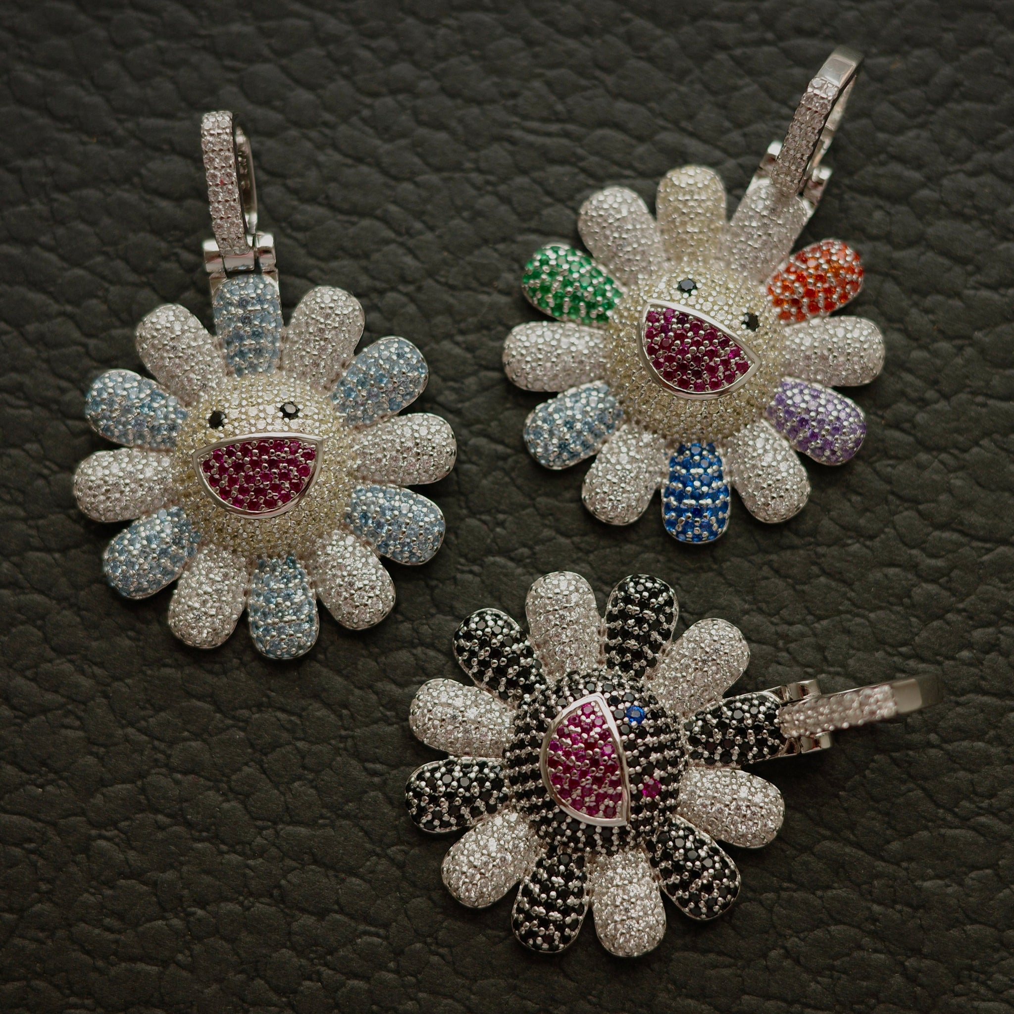 スマホアクセサリー DECO depuis 1985 3D FLOWER MALTI CHAIN Multicolor TM Flower Pendant (.925 Sterling Silver) – Kuyashii Jewelry